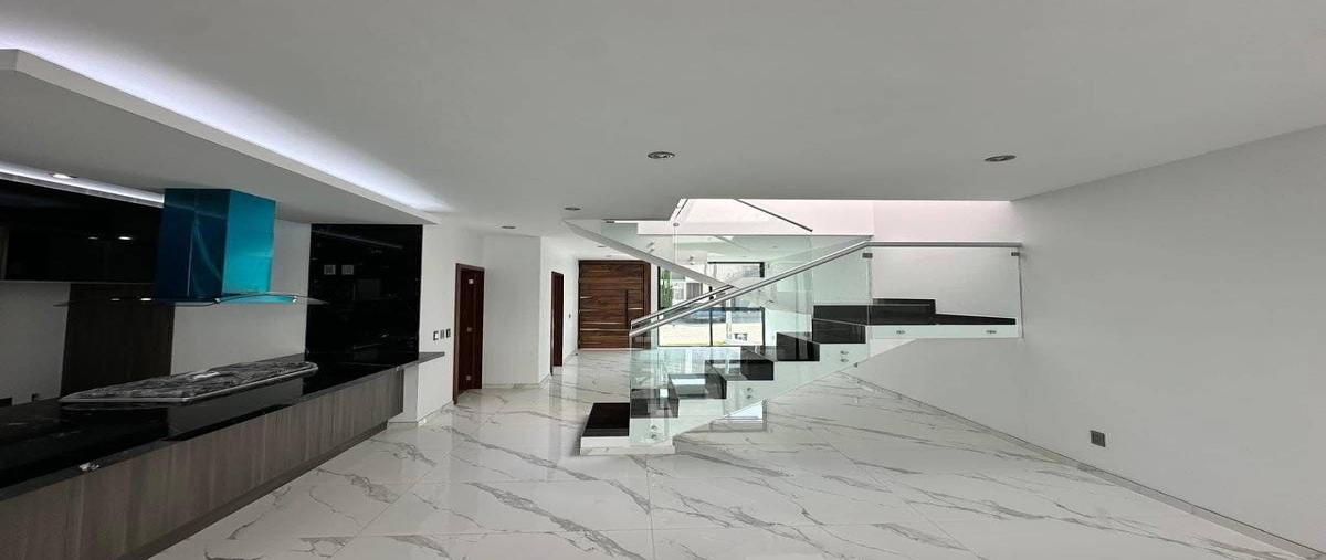 Foto de casa en venta en circuito el baluarte , el alcázar (casa fuerte), tlajomulco de zúñiga, jalisco, 30777700 No. 03