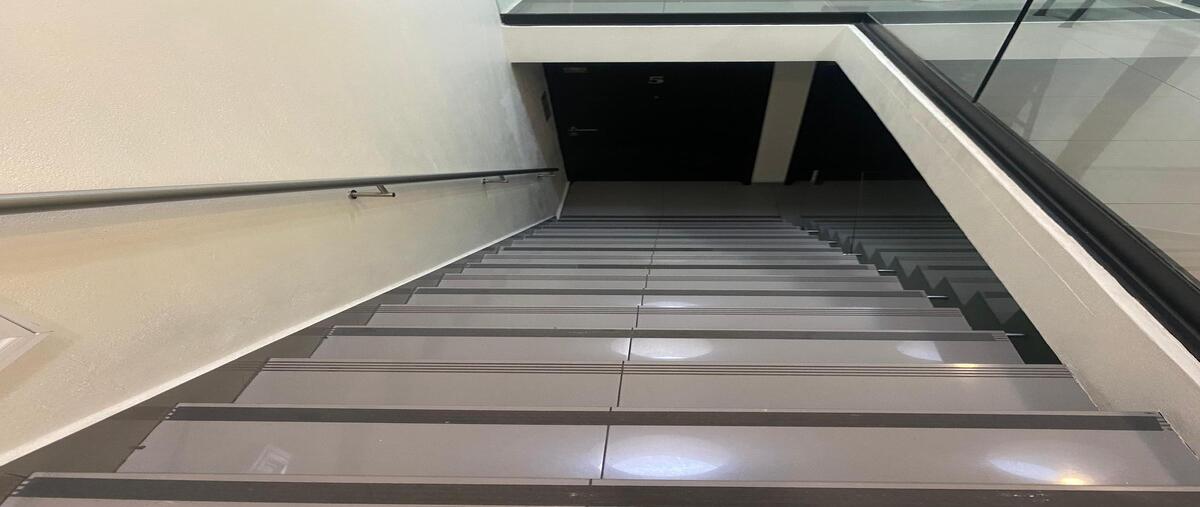 Foto de edificio en venta en circunvalaciòn , lomas del country, guadalajara, jalisco, 30391613 No. 05