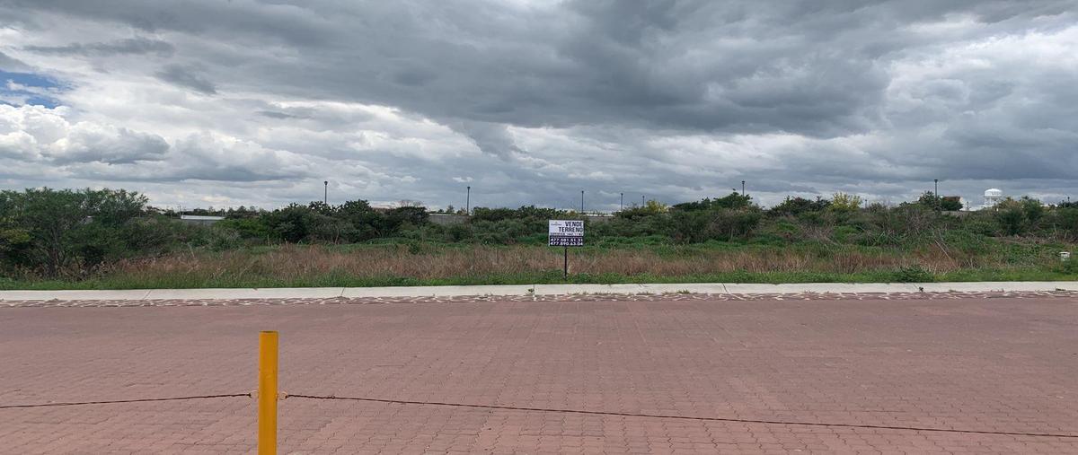 Foto de terreno habitacional en venta en  , ciudad maderas, lagos de moreno, jalisco, 0 No. 03