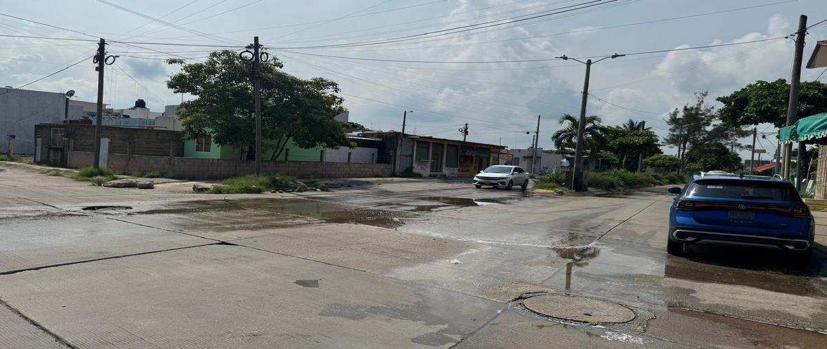 Foto de local en , ciudad olmeca, coatzacoalcos, veracruz de ignacio de la llave, 0 foto 05 Foto de local en renta en , ciudad olmeca, coatzacoalcos, veracruz de ignacio de la llave, 0 No. 05