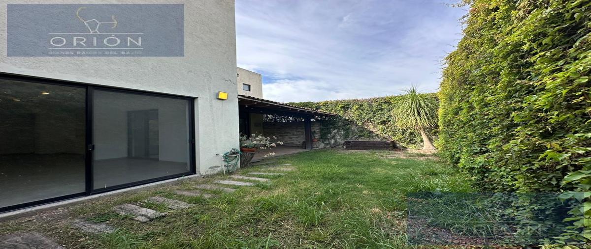 Foto de casa en venta en  , claustros del campestre, corregidora, querétaro, 0 No. 03
