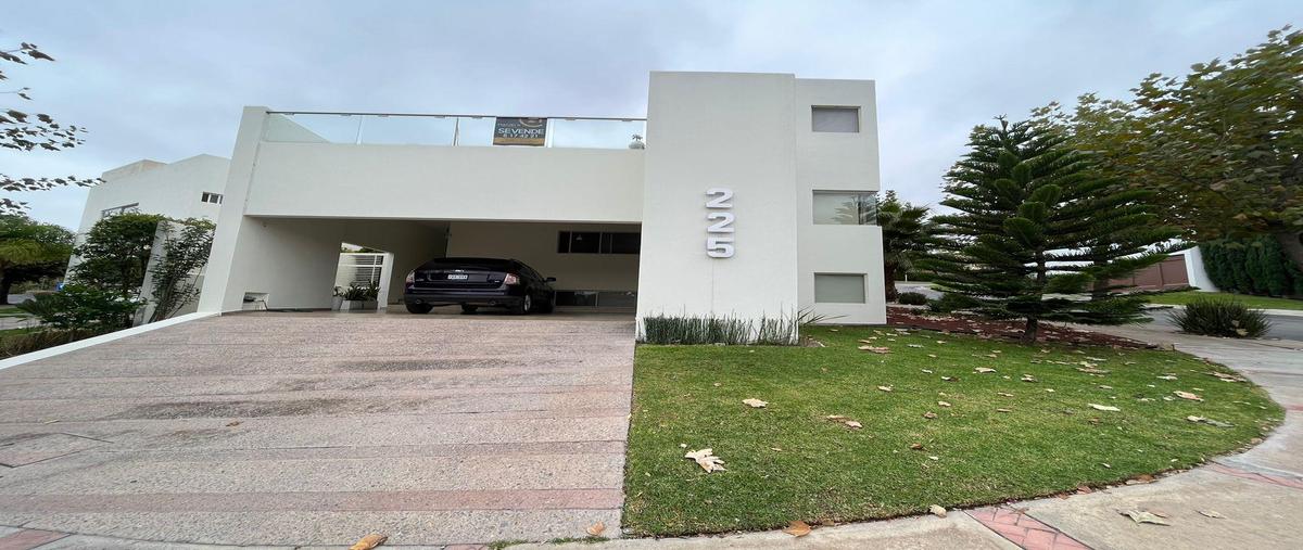 Foto de casa en , club de golf la loma, san luis potosí, san luis potosí, 28346651 foto 01 Foto de casa en venta en , club de golf la loma, san luis potosí, san luis potosí, 28346651 No. 01