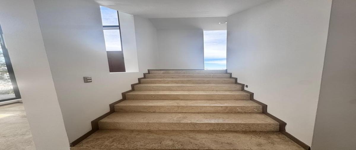 Foto de casa en venta en  , club de golf la loma, san luis potosí, san luis potosí, 0 No. 03