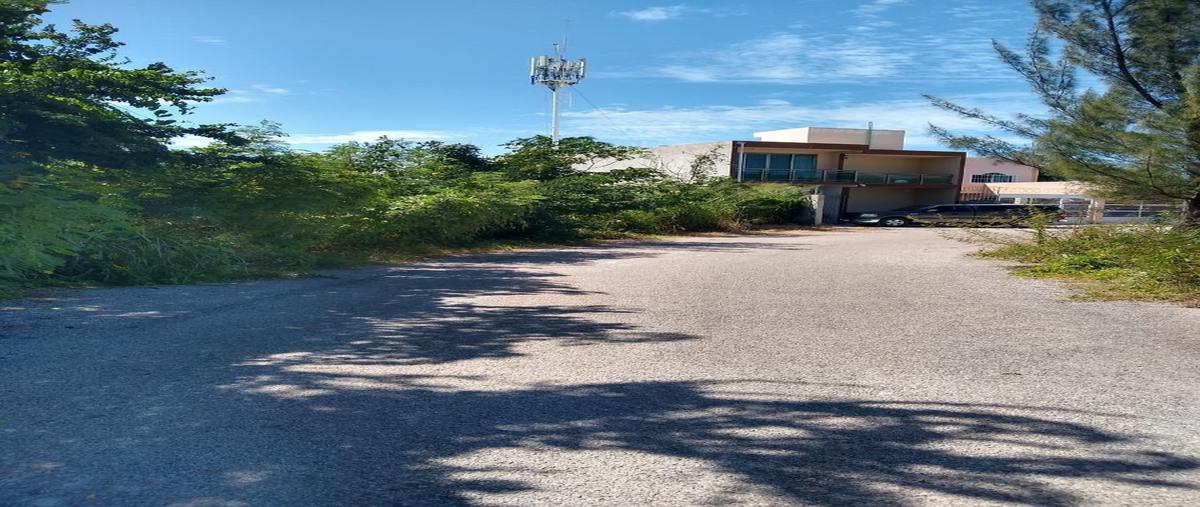 Foto de terreno habitacional en venta en  , cocotero de las palmas, campeche, campeche, 28217621 No. 03