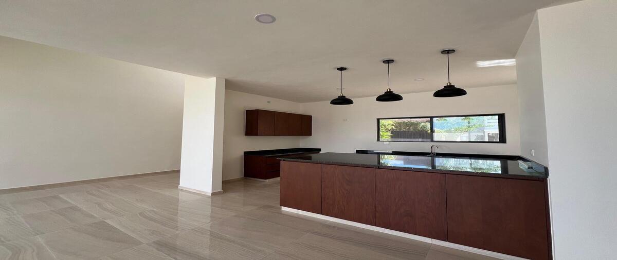 Foto de casa en venta en  , conkal, conkal, yucatán, 30657897 No. 03