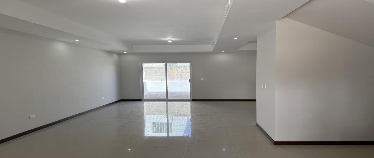 Foto de casa en venta en  , cordilleras, chihuahua, chihuahua, 30511913 No. 03