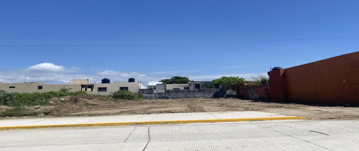 Foto de terreno habitacional en cuauhtémoc # 1005 entre pedro moreno y abasolo , maria de la piedad, coatzacoalcos, veracruz de ignacio de la llave, 25053944 foto 04 Foto de terreno habitacional en venta en cuauhtémoc # 1005 entre pedro moreno y abasolo , maria de la piedad, coatzacoalcos, veracruz de ignacio de la llave, 25053944 No. 04