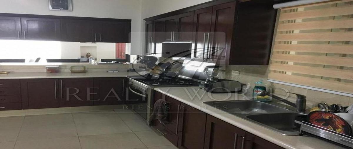 Foto de casa en venta en  , cumbres jade, monterrey, nuevo león, 31026257 No. 04