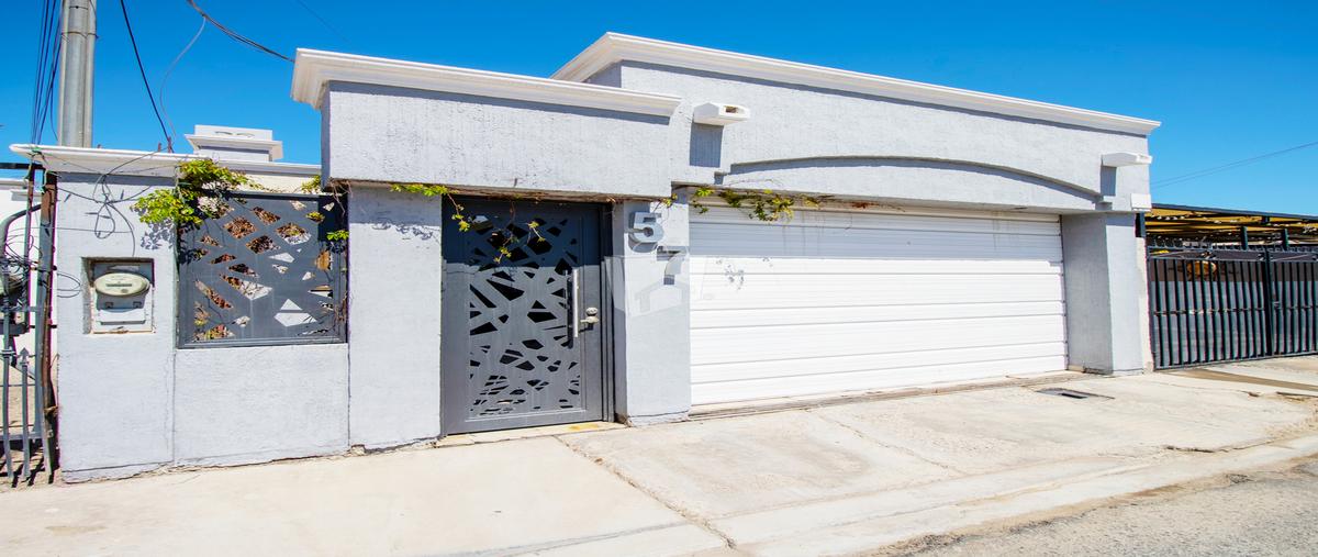 Foto de casa en venta en de los blasones , villa del rey primera etapa, mexicali, baja california, 0 No. 02