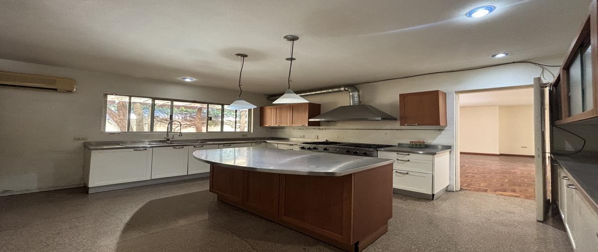 Foto de casa en renta en del valle , del valle sect norte, san pedro garza garcía, nuevo león, 30326533 No. 02