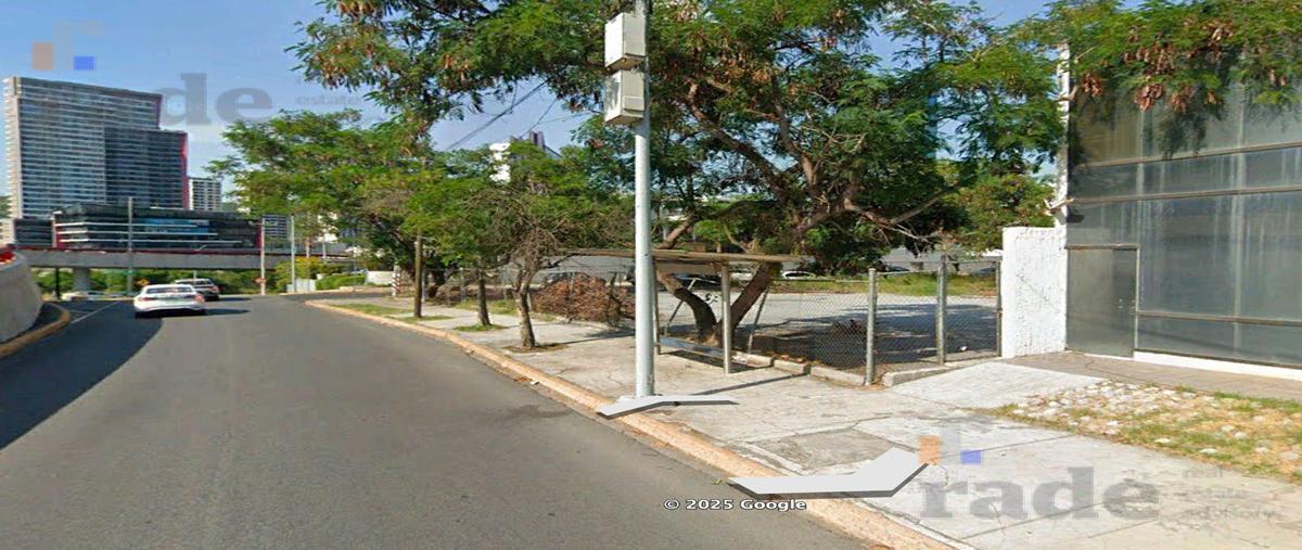 Foto de terreno habitacional en renta en  , del valle, san pedro garza garcía, nuevo león, 31597399 No. 03
