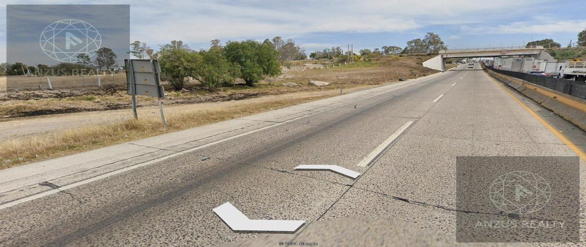 Foto de terreno habitacional en venta en  , desarrollo habitacional zibata, el marqués, querétaro, 30871538 No. 03