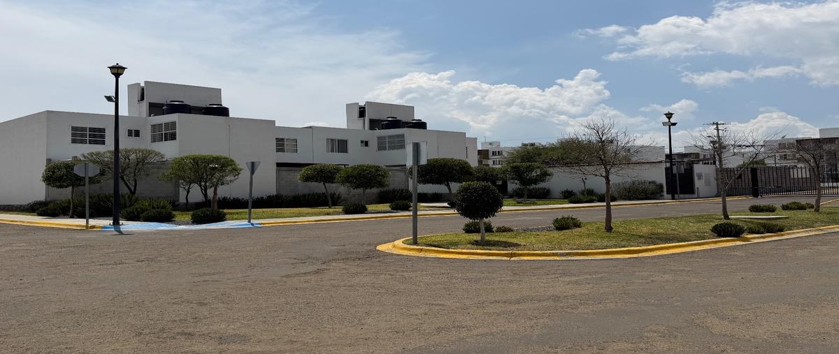 Foto de casa en condominio en venta en  , eduardo loarca castillo, querétaro, querétaro, 0 No. 03