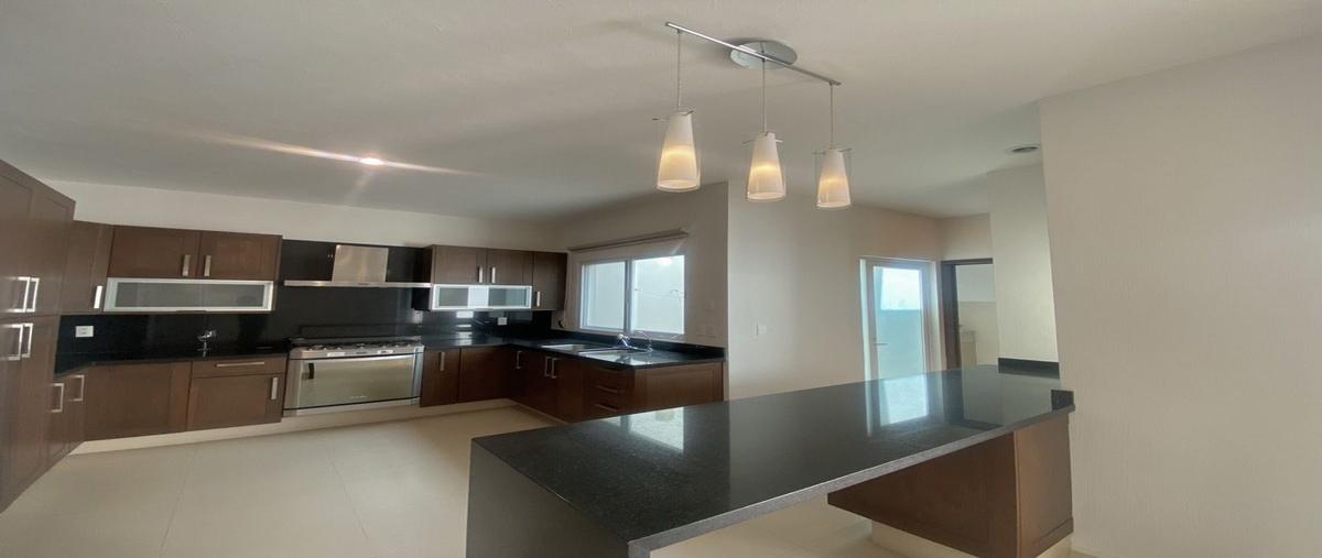 Foto de casa en venta en  , el alcázar (casa fuerte), tlajomulco de zúñiga, jalisco, 0 No. 03