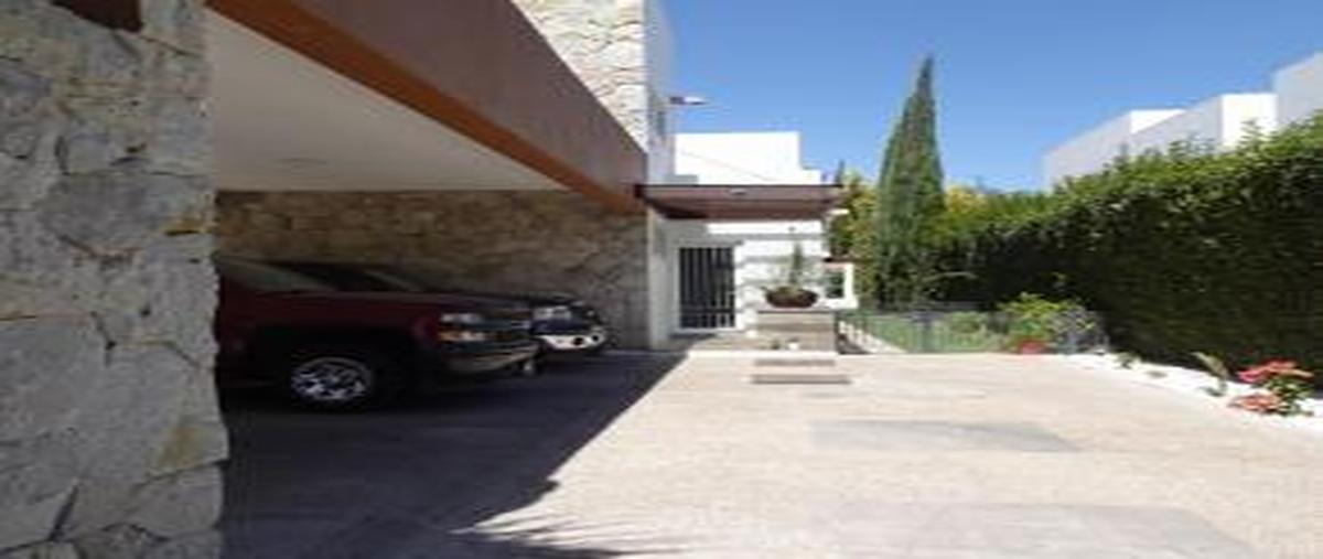 Foto de casa en venta en  , el campanario, querétaro, querétaro, 0 No. 03