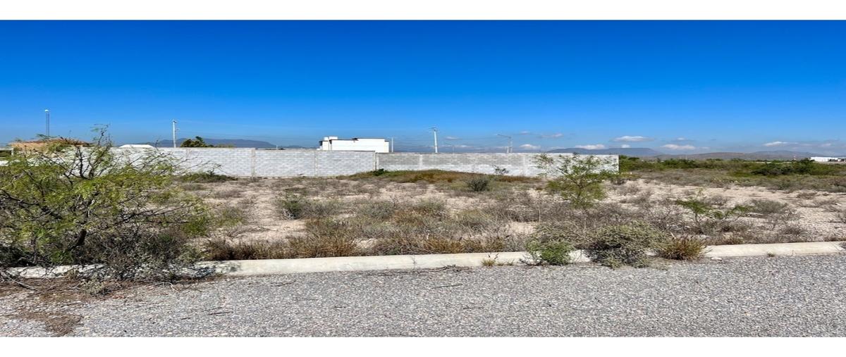 Foto de terreno habitacional en venta en  , el campanario, saltillo, coahuila de zaragoza, 0 No. 03
