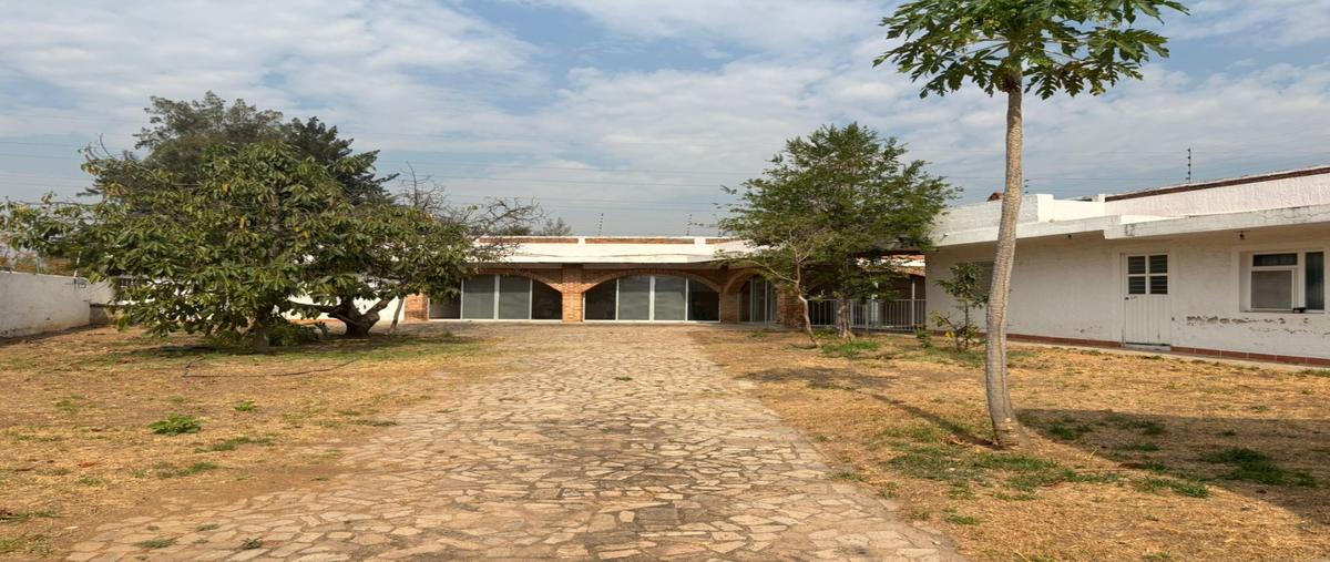 Foto de casa en venta en  , el centinela, zapopan, jalisco, 29879627 No. 03