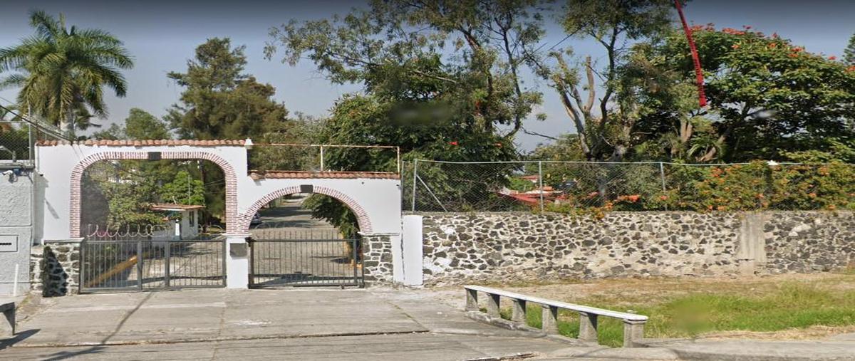 Foto de terreno habitacional en venta en  , el paraje texcal, jiutepec, morelos, 0 No. 01