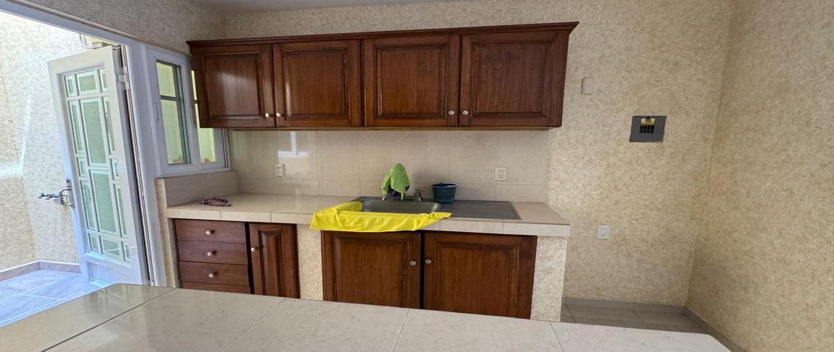 Foto de casa en venta en  , el polvorín, cuernavaca, morelos, 30647808 No. 04