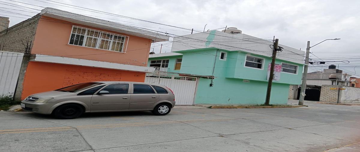 Foto de casa en venta en  , el seminario 2a sección, toluca, méxico, 0 No. 03