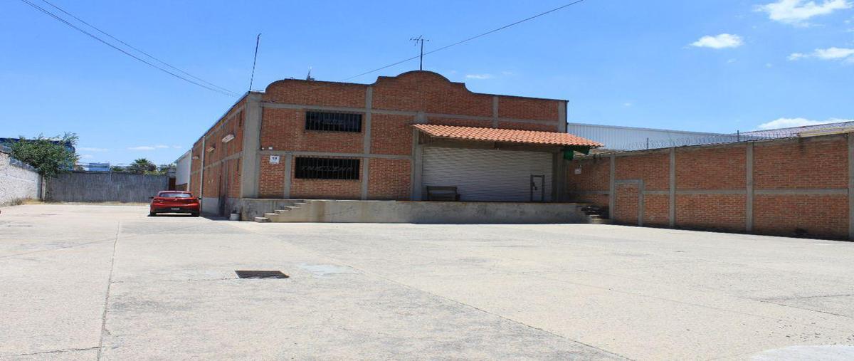Foto de bodega en venta en  , el tlacuache ote., león, guanajuato, 22468921 No. 02