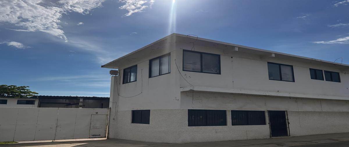 Foto de local en renta en  , estero del pantano, cosoleacaque, veracruz de ignacio de la llave, 30343139 No. 01