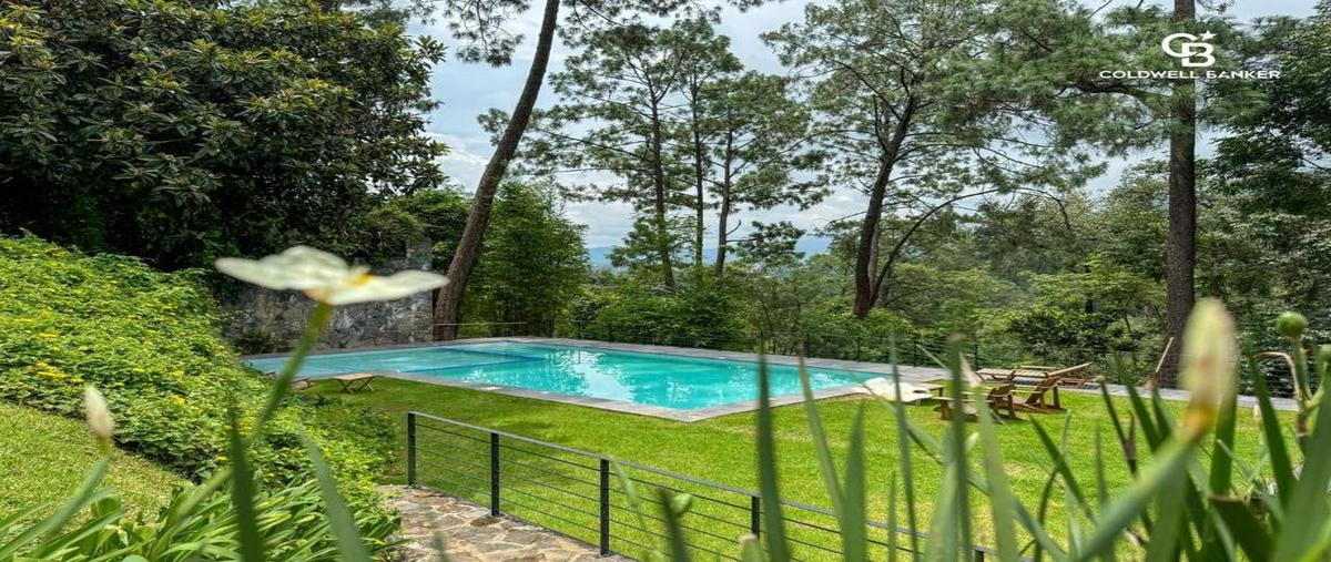 Foto de casa en fontana chica 1, avándaro, valle de bravo, méxico, 28411623 foto 02 Foto de casa en venta en fontana chica 1, avándaro, valle de bravo, méxico, 28411623 No. 02