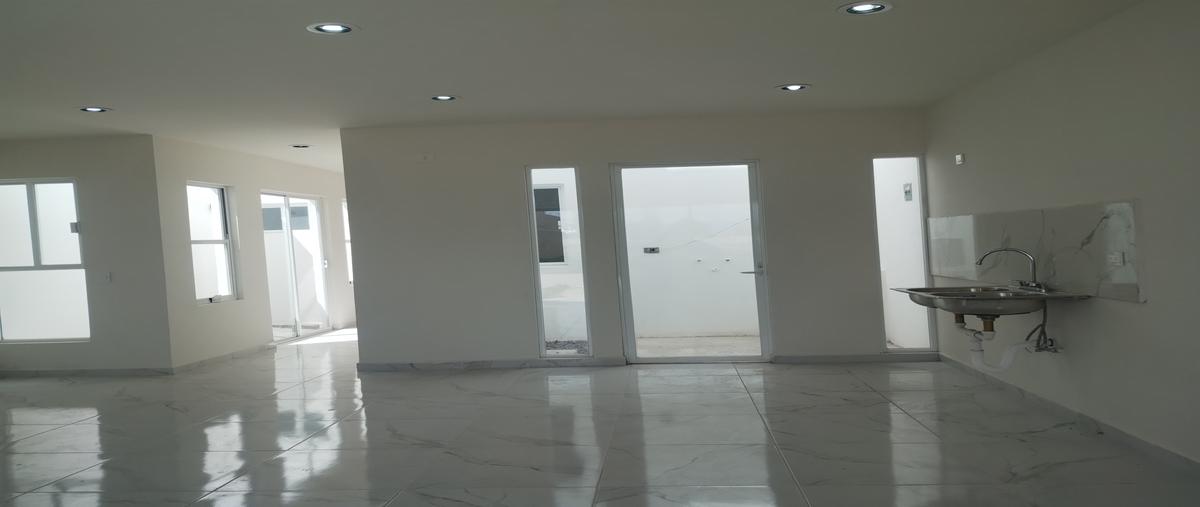 Foto de casa en venta en fraccionamiento bicentenario ejército trigarante , victoria de durango, durango, durango, 30524408 No. 02