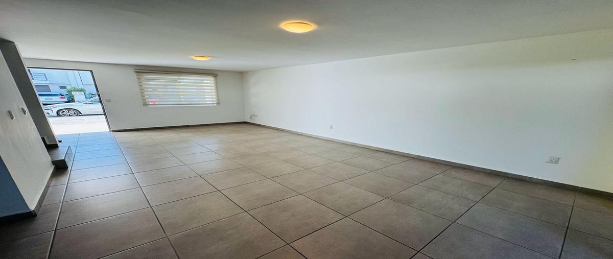 Foto de casa en venta en  , fraccionamiento portón cañada, león, guanajuato, 0 No. 03