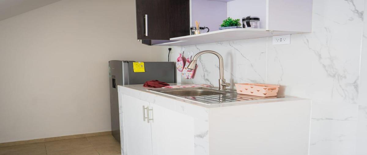 Foto de casa en venta en  , grand santa fe 2, benito juárez, quintana roo, 0 No. 05