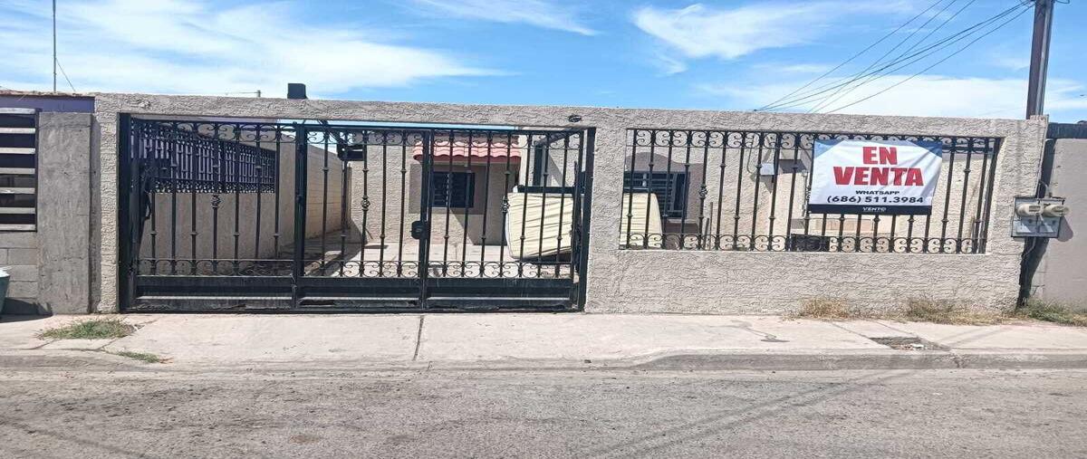 Foto de casa en venta en  , hacienda de los portales 2da sección, mexicali, baja california, 29783065 No. 01