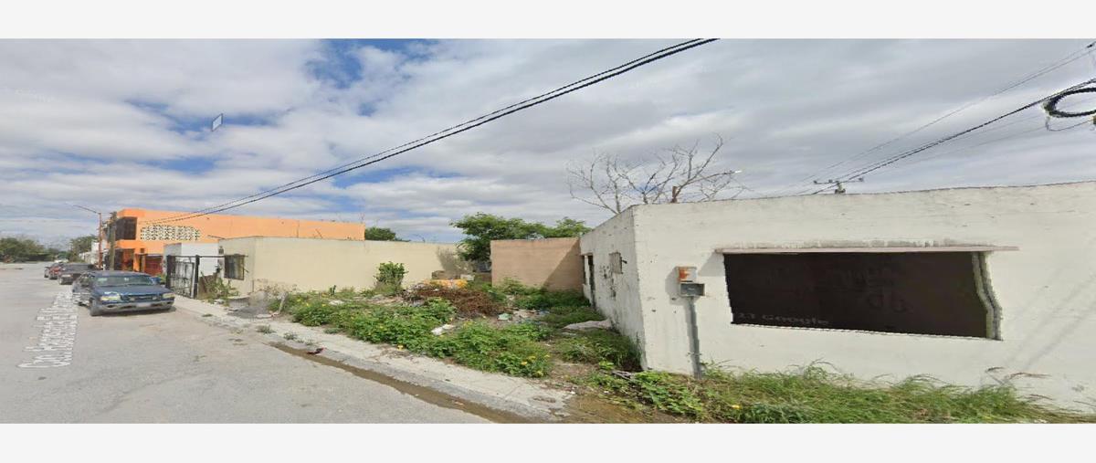 Foto de casa en venta en  , hacienda las bugambilias, reynosa, tamaulipas, 0 No. 02