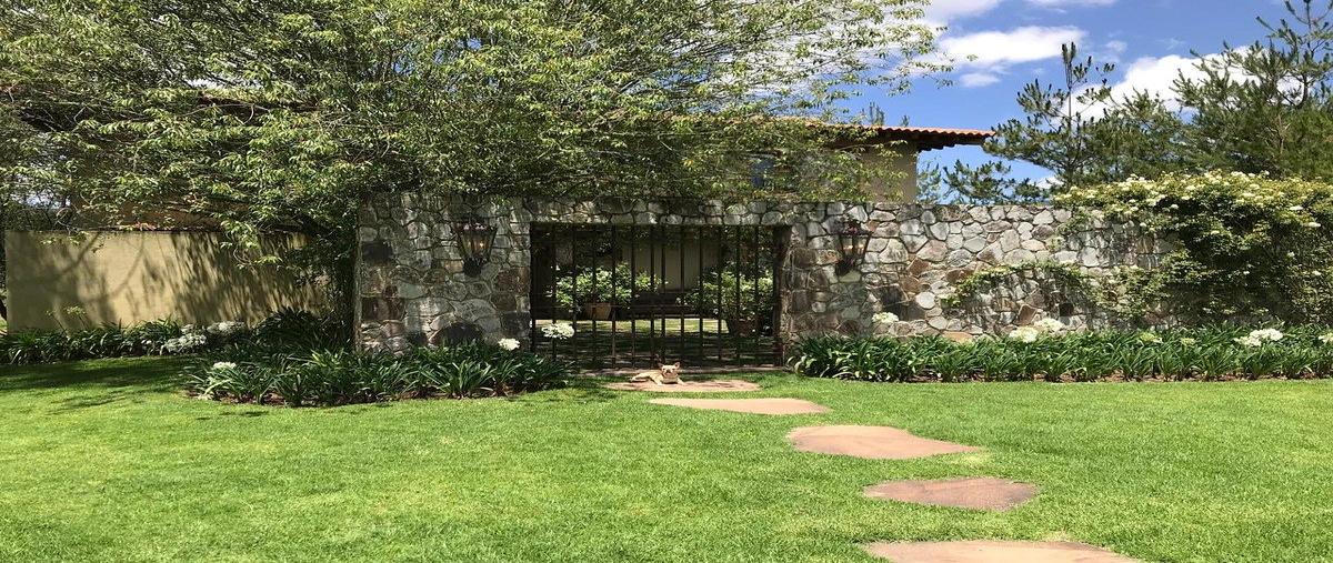 Foto de casa en hacienda san franciscovilla de las piedrotaslote 2ftapalpajalisco , los espinos, tapalpa, jalisco, 0 foto 02 Foto de casa en venta en hacienda san franciscovilla de las piedrotaslote 2ftapalpajalisco , los espinos, tapalpa, jalisco, 0 No. 02