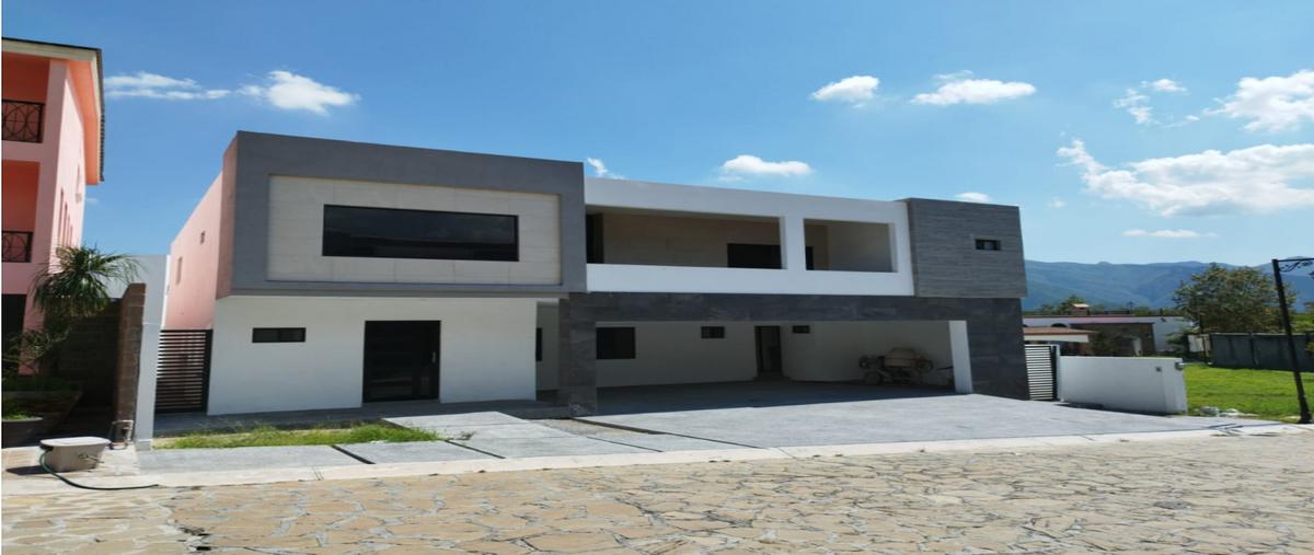 Foto de casa en , huajuquito o los cavazos, santiago, nuevo león, 24140498 foto 01 Foto de casa en venta en , huajuquito o los cavazos, santiago, nuevo león, 24140498 No. 01