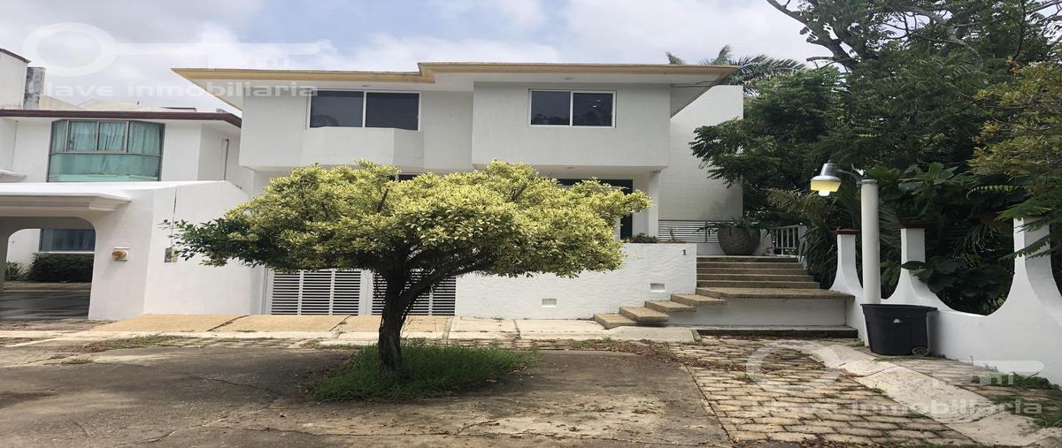 Foto de casa en venta en  , iquisa, coatzacoalcos, veracruz de ignacio de la llave, 0 No. 01