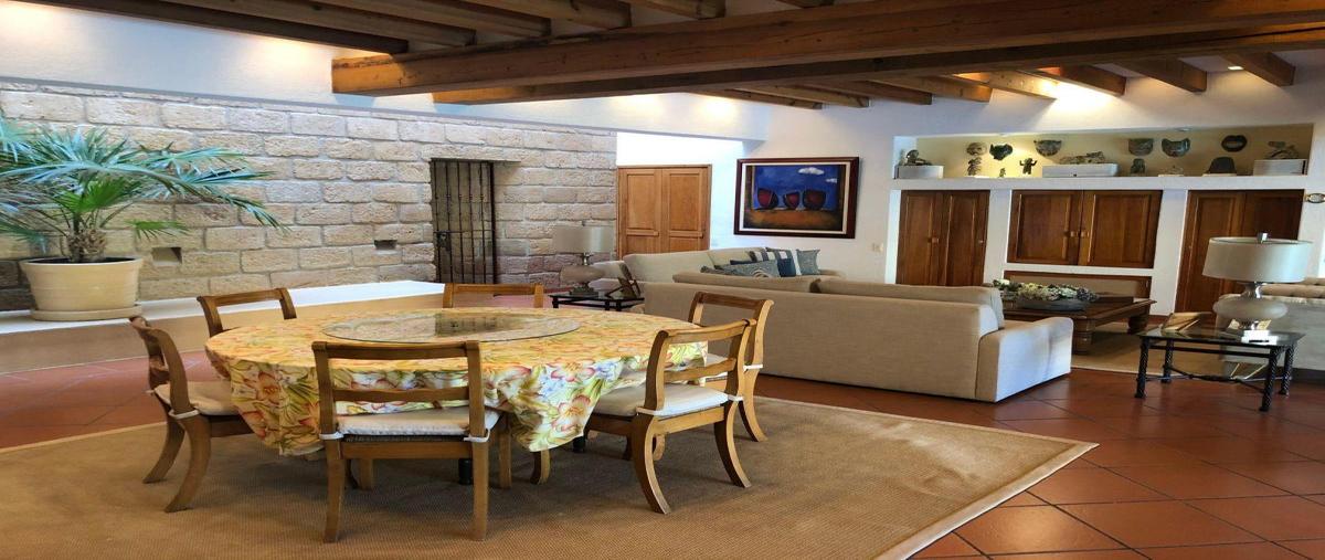 Foto de casa en venta en  , jardines de ahuatepec, cuernavaca, morelos, 0 No. 02