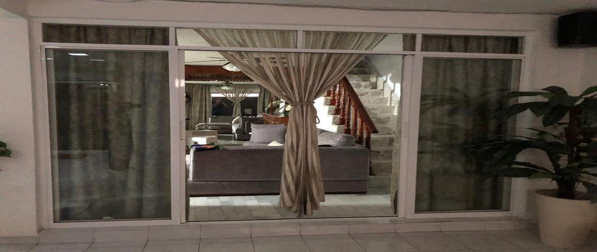 Foto de casa en venta en  , jardines de morelos sección cerros, ecatepec de morelos, méxico, 27929639 No. 02