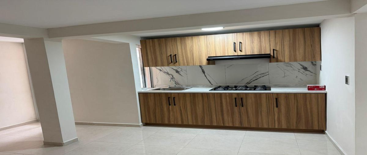 Foto de casa en venta en  , jardines de oriente, san luis potosí, san luis potosí, 30357024 No. 01