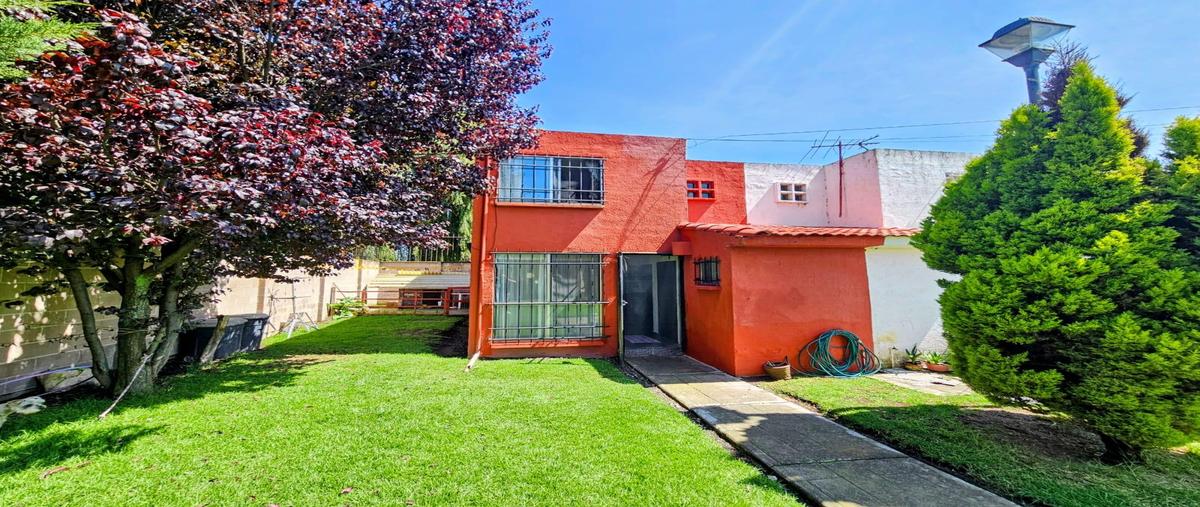 Casa en venta disponible en , Colonia Jardines de Santa Teresa