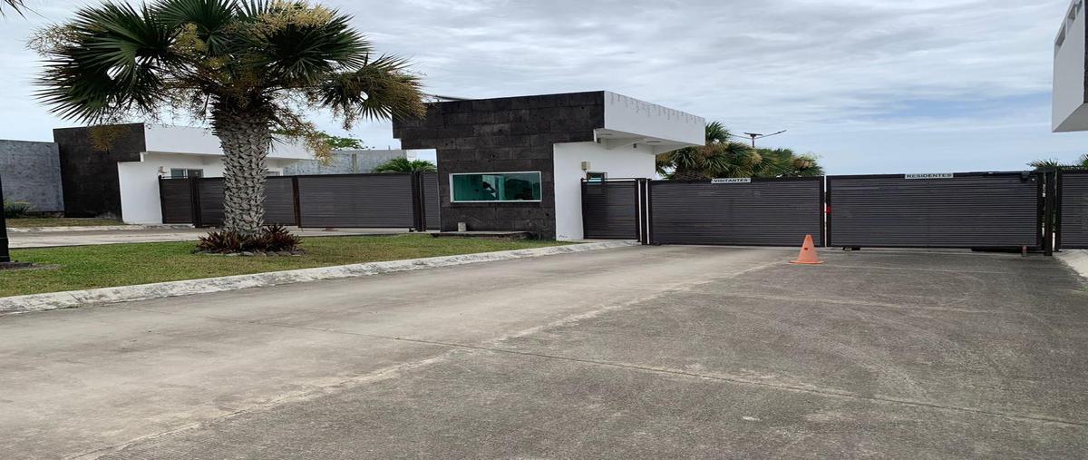 Foto de terreno habitacional en venta en  , jardines de tuxpan, tuxpan, veracruz de ignacio de la llave, 29015204 No. 03