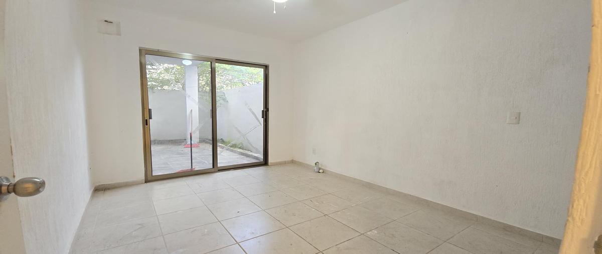 Foto de casa en renta en  , jardines del sur, benito juárez, quintana roo, 30805893 No. 03