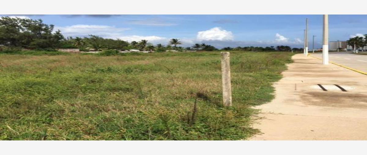Foto de terreno habitacional en venta en javier anaya villazón esquina javier anaya 1, fovissste, coatzacoalcos, veracruz de ignacio de la llave, 23325865 No. 02