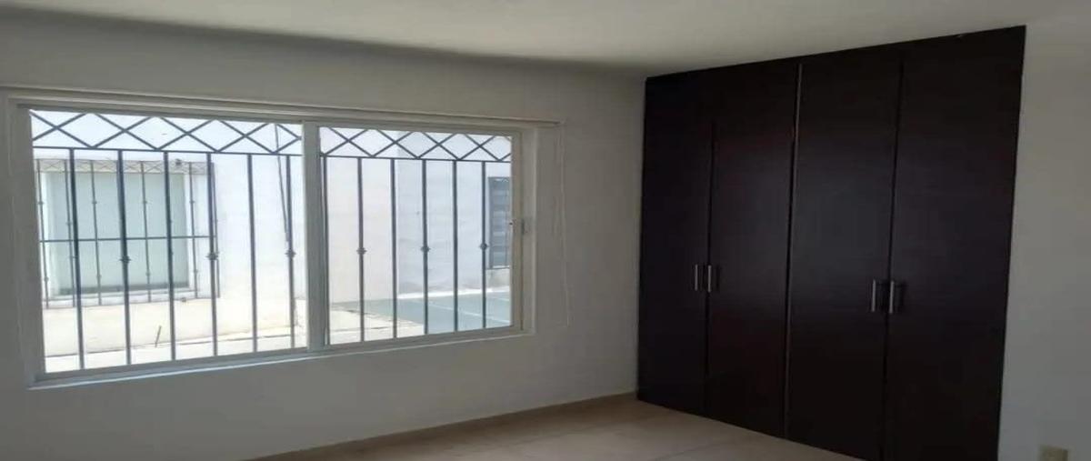Foto de casa en venta en juan pablo ii , villas de bernalejo, irapuato, guanajuato, 0 No. 03