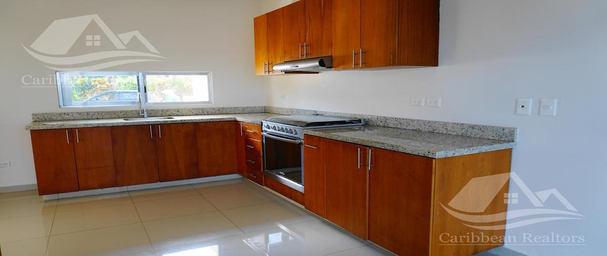 Foto de casa en renta en  , juárez, benito juárez, quintana roo, 0 No. 01