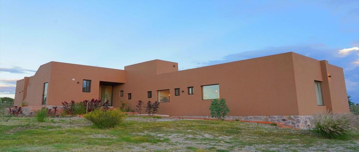 Foto de casa en venta en kilometro 13.5nuevo libramiento sma-gto fraccpaseo aguila real , capadero (san isidro capadero), san miguel de allende, guanajuato, 0 No. 03