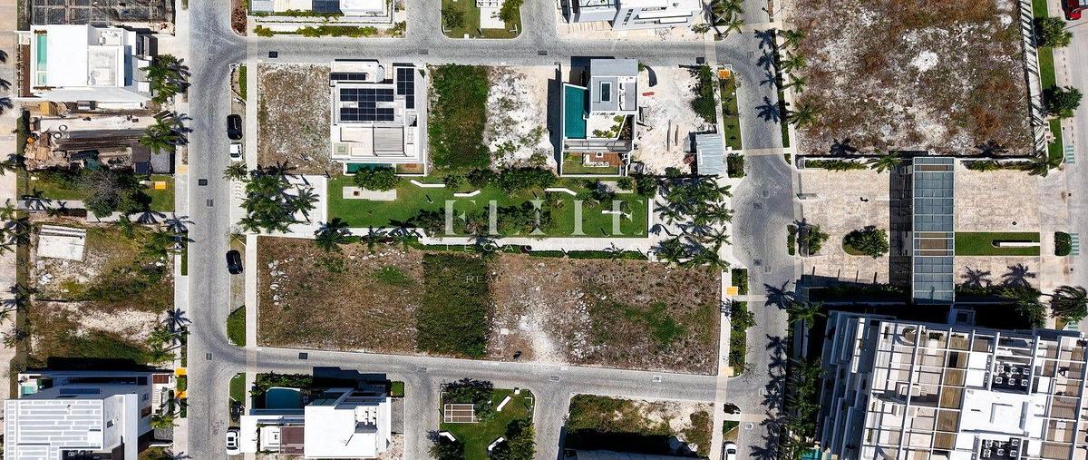 Foto de terreno habitacional en la marina 18 , cancún (internacional de cancún), benito juárez, quintana roo, 0 foto 03 Foto de terreno habitacional en venta en la marina 18 , cancún (internacional de cancún), benito juárez, quintana roo, 0 No. 03