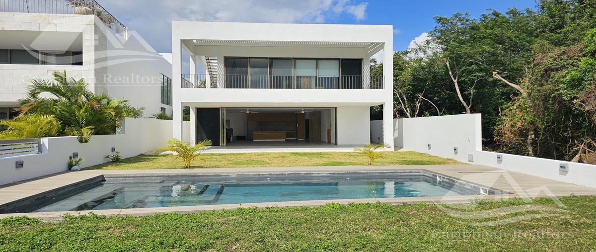 Foto de casa en , lagos del sol, benito juárez, quintana roo, 29848832 foto 01 Foto de casa en venta en , lagos del sol, benito juárez, quintana roo, 29848832 No. 01