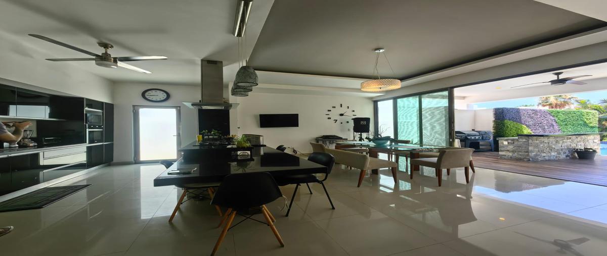 Foto de casa en venta en  , lagos del sol, benito juárez, quintana roo, 30282813 No. 05