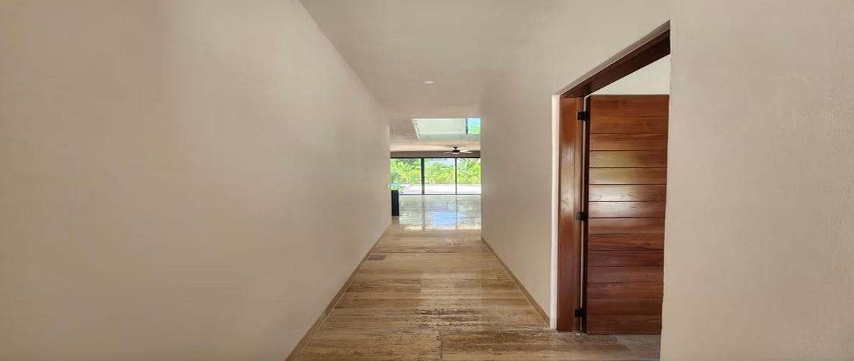 Foto de casa en venta en  , lagos del sol, benito juárez, quintana roo, 30329470 No. 05