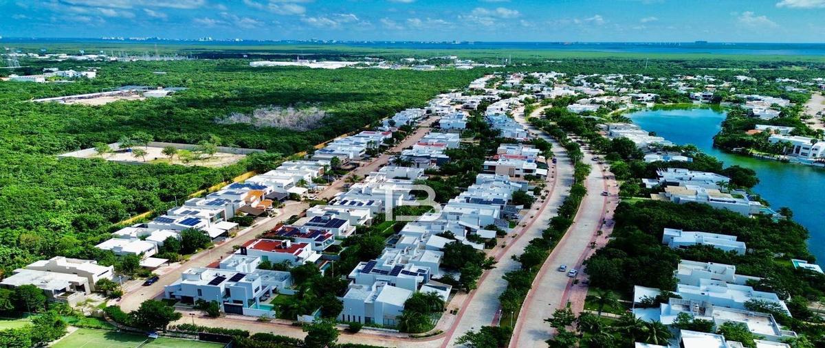 Foto de terreno habitacional en venta en  , lagos del sol, benito juárez, quintana roo, 30954427 No. 05